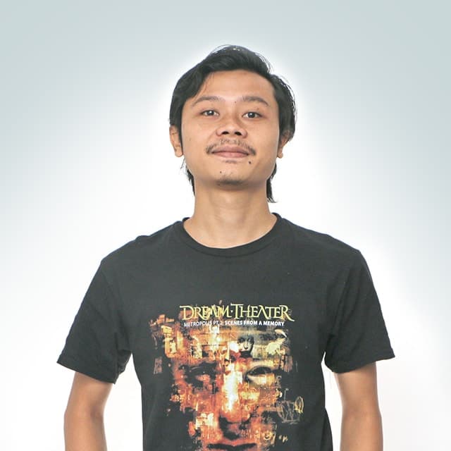 Adik Purnomo